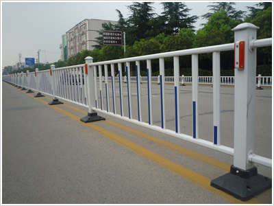 道路<a href='http://www.jwkdgtva.cn' target='_blank'><u>護欄</u></a>